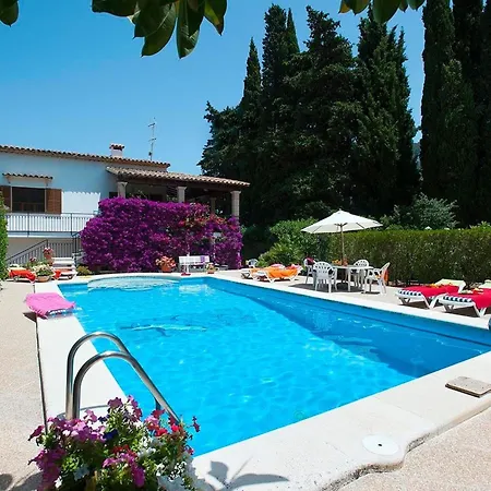 800 M Vom Zentrum Von Entfernt By Interhome Pollenca