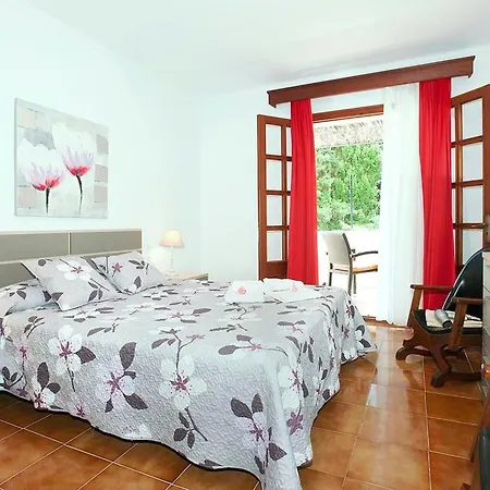 800 M Vom Zentrum Von Entfernt By Interhome *
