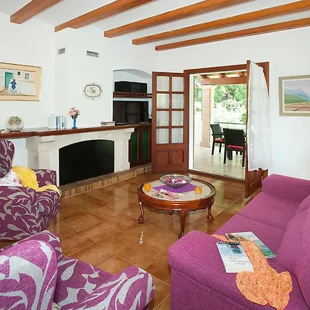 800 M Vom Zentrum Von Entfernt By Interhome * Pollenca