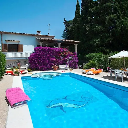 800 M Vom Zentrum Von Entfernt By Interhome